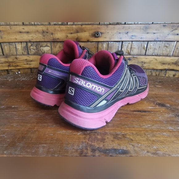 Salomon Size 7 - Picture 5 of 6